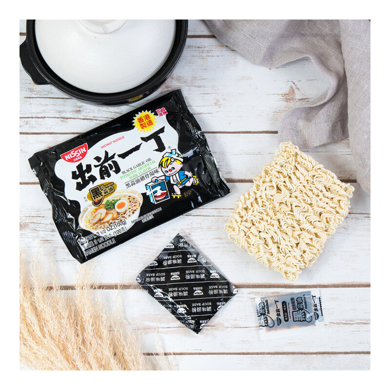Black Garlic Oil Tonkotsu Pork Nissin Ramen Noodle, Instant Noodles