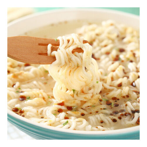 Black Garlic Oil Tonkotsu Pork Nissin Ramen Noodle, Instant Noodles