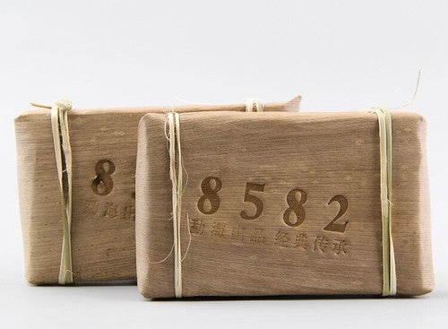 TemuTea 250g Yunnan Menghai Classical Puer Tea Brick Classical Old Tree Puerh Tea