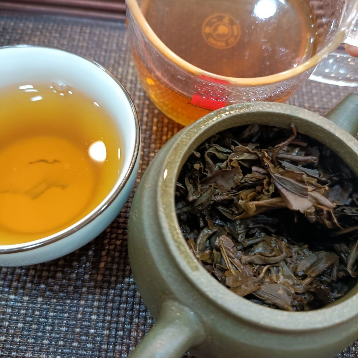HelloYoung Laomane Arbor Tree Spring Buds Pu-erh Tea Cake 357g Raw Pu'er QiZi Banzhang
